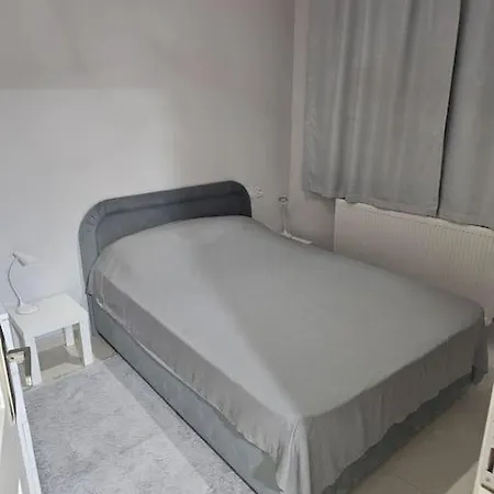 Apartmán Karpuzkaldlran Karslsl Muestakil Girisli Bahceli Antalya