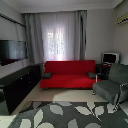 Karpuzkaldlran Karslsl Muestakil Girisli Bahceli Apartmán Antalya